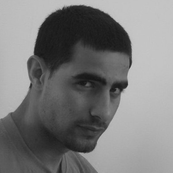 أنس الياس 